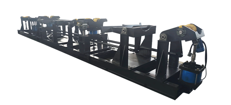 Csőfonal eszterganyílásos berendezés